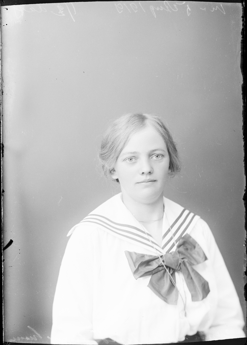 Skötsner-Edhlund, Anna Winge från Jersön, Harg socken, Uppland 1919