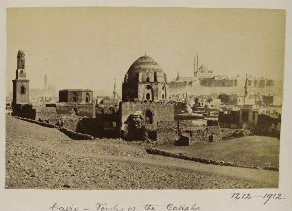 Unknown, The mausoleums of Mamluk Sultan al-Ashraf Khalil and Fatima Khatun (Umm al-Salih), Cairo