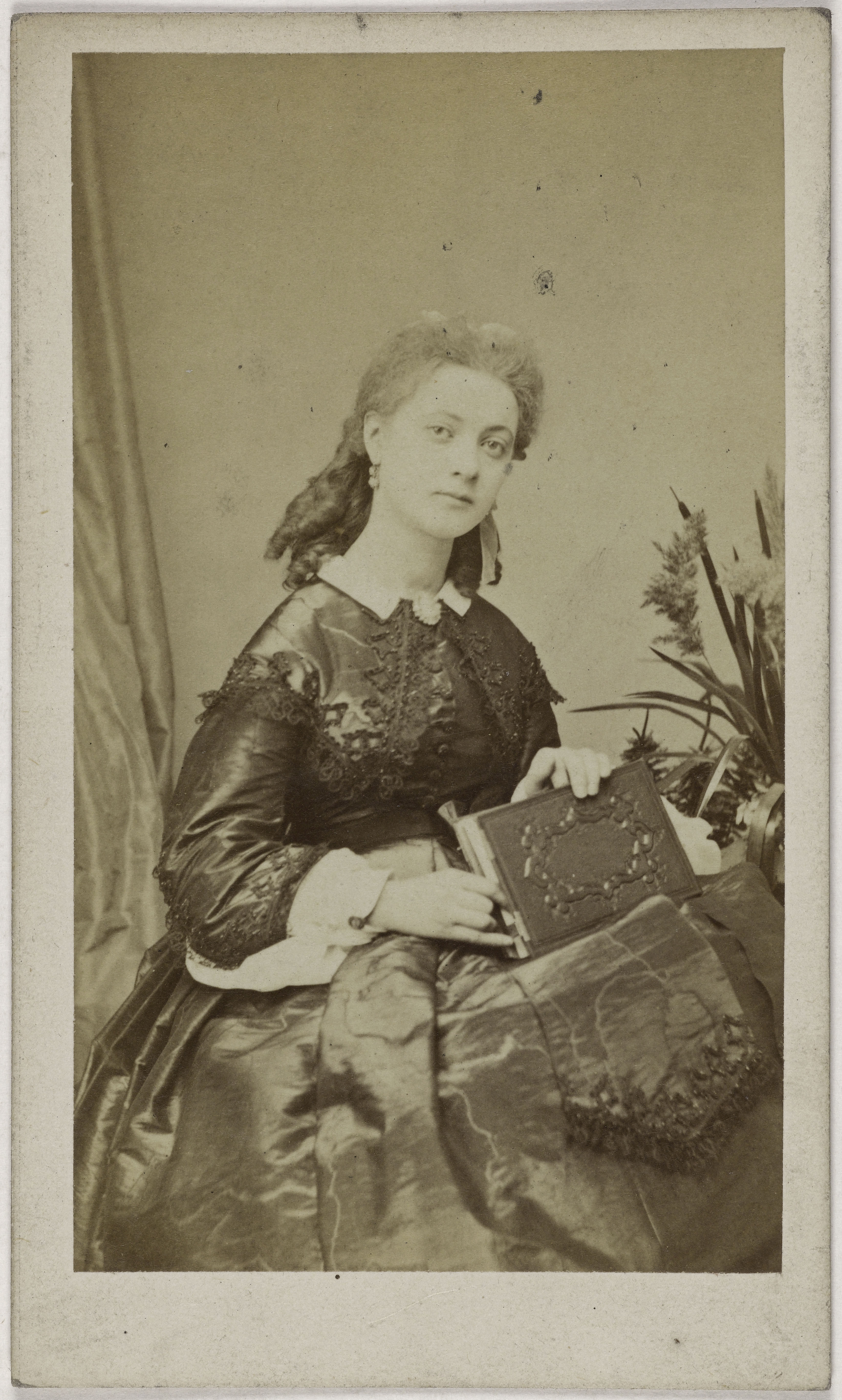 Ulric Grob, Portrait d'Elise Damain (actrice aux théâtres du Palais Royal, de l'Ambigü et du Vaudeville)