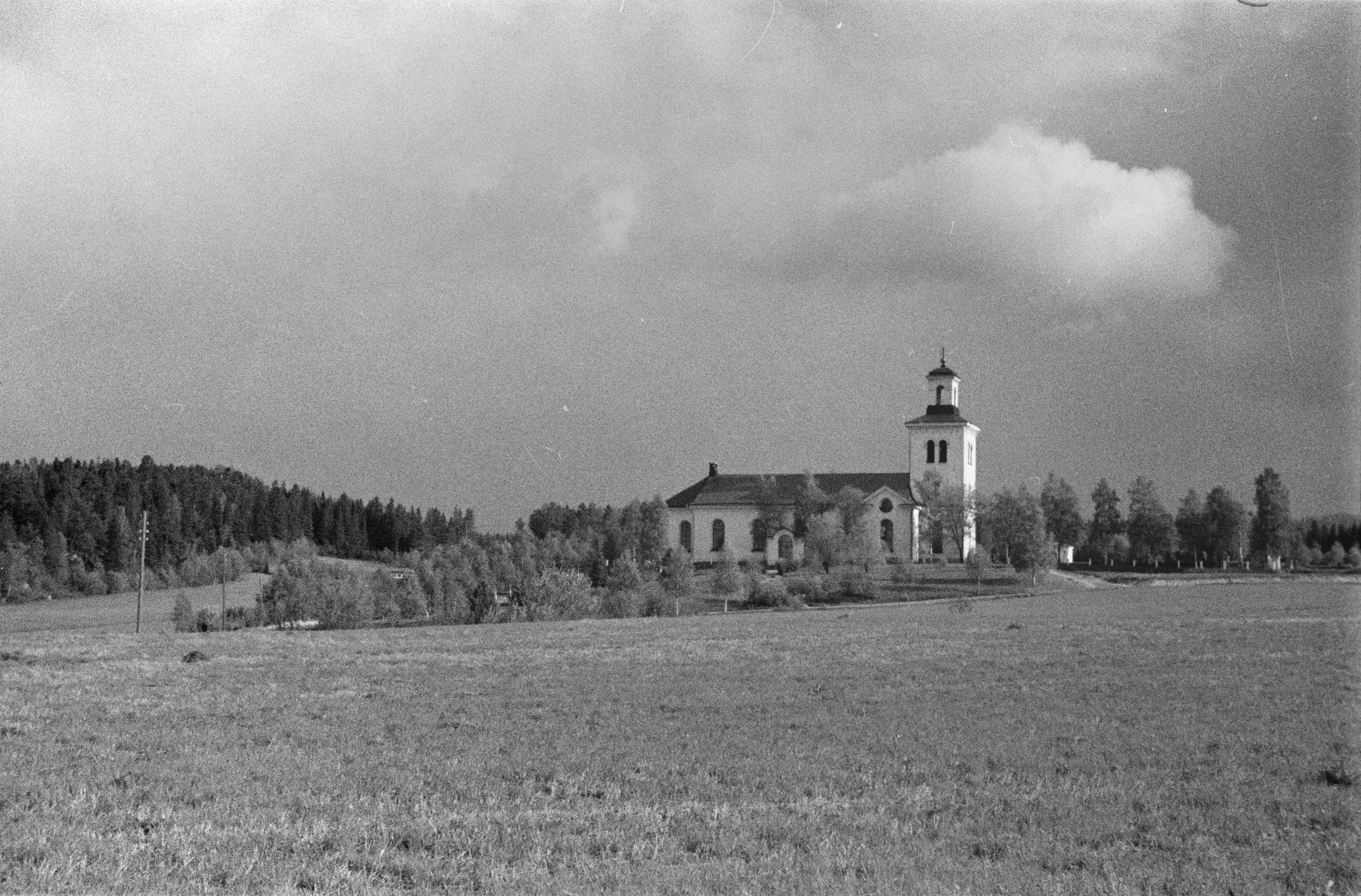 Bertil Berthelson, Kramfors, Gudmundrå kyrka