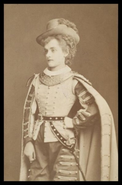 London Stereoscopic and Photographic Company, Guy Little Theatrical Photograph