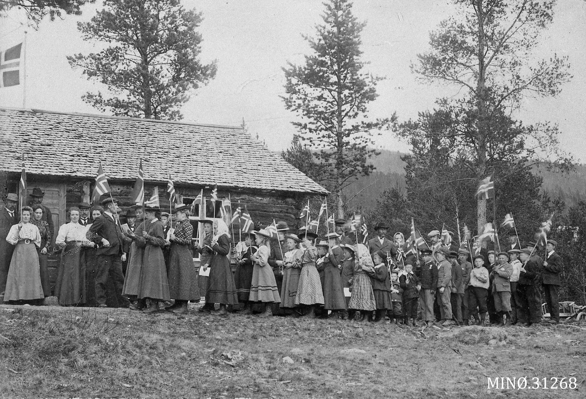 Oscar Holte, Ryeng skole 17. mai 1910.