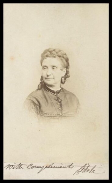 London Stereoscopic and Photographic Company, Guy Little Theatrical Photograph