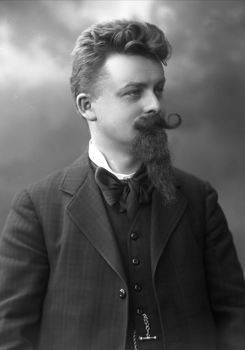 Gustav Borgen, NFB.43698