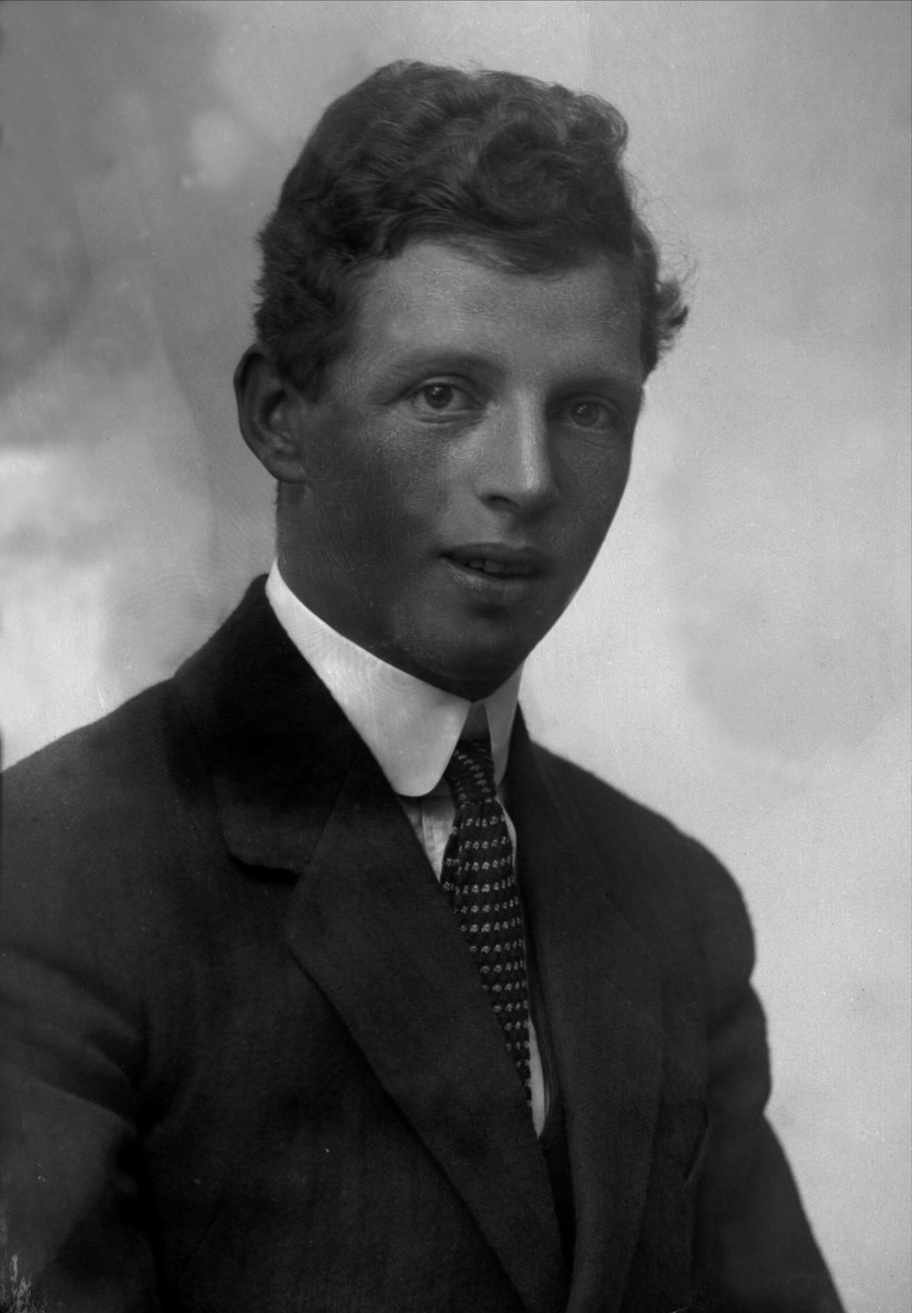 Gustav Borgen, NFB.11436