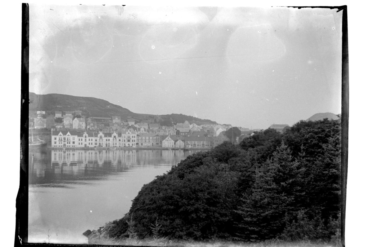 Rolf Sr. Sundt, Fra Farøy med Jahnsens Plan etter bybrannen i Farsund. Fotografert rundt 1903.