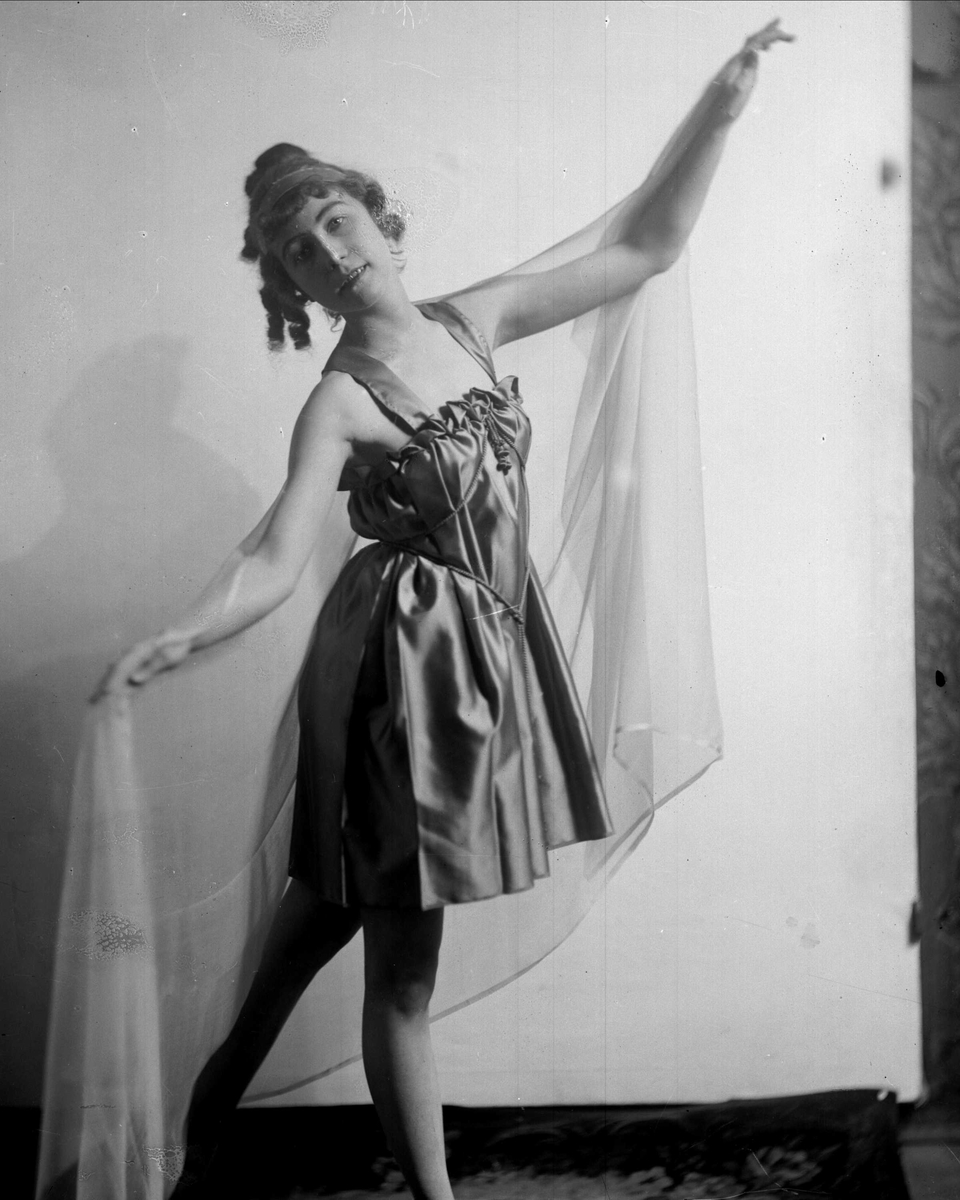 Gustav Borgen, Portrett, frøken Kitty Normann, danser.