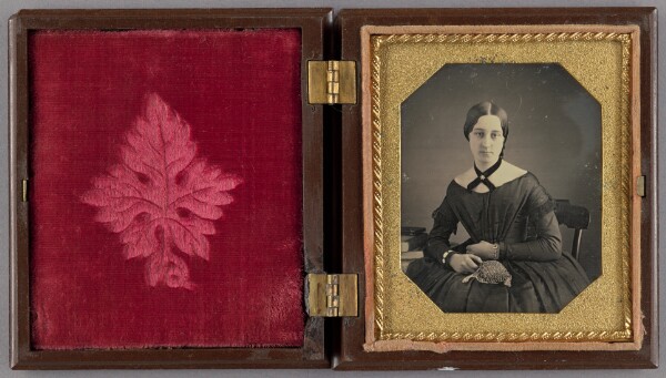 Unknown, [Portrait of a Seated Woman with Purse on Lap]