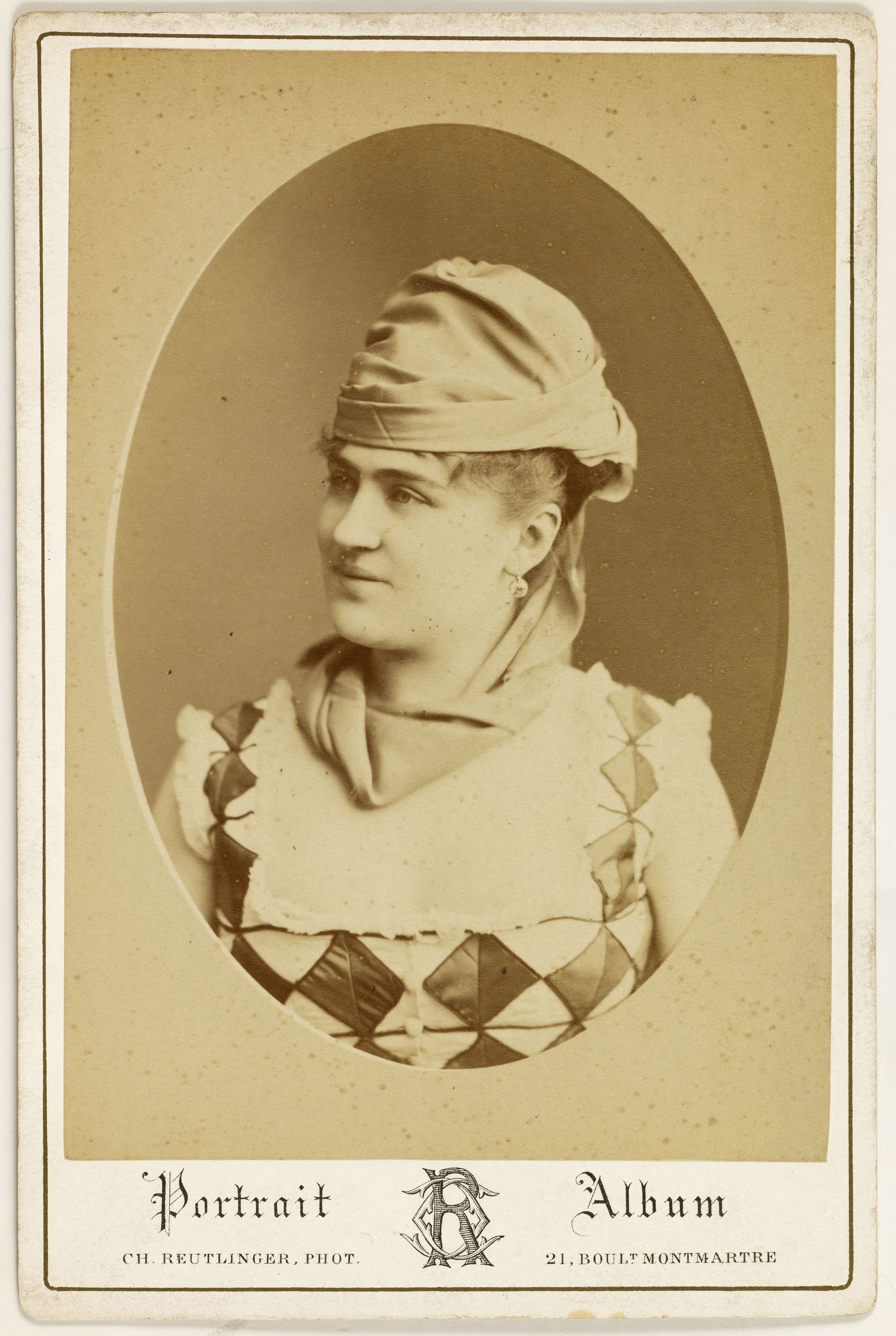 Charles Reutlinger, Portrait d'Angèle, épouse Albert Lambert, actrice