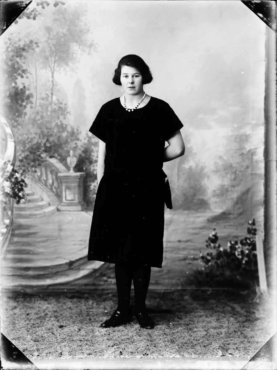 Skötsner-Edhlund, Karin Lundin från Hyttan, Harg socken, Uppland
