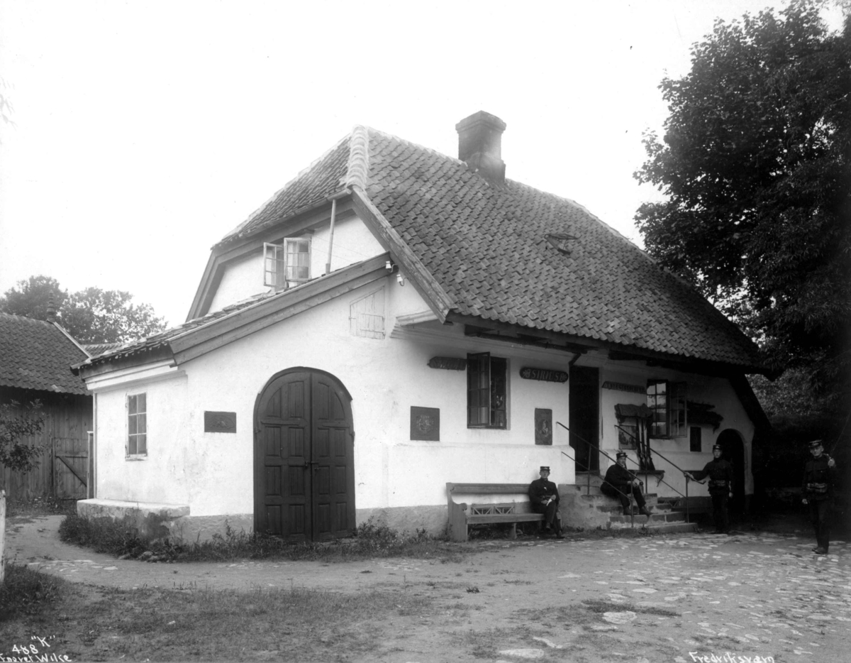 Anders Beer Wilse, Larvik 2.