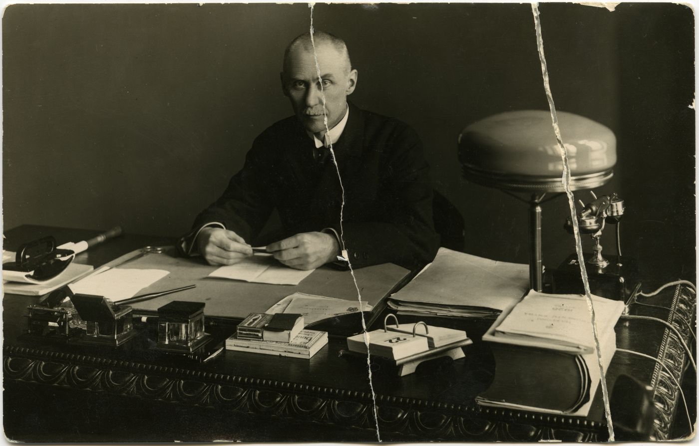 Nežinomas autorius, Profesorius Petras Avižonis