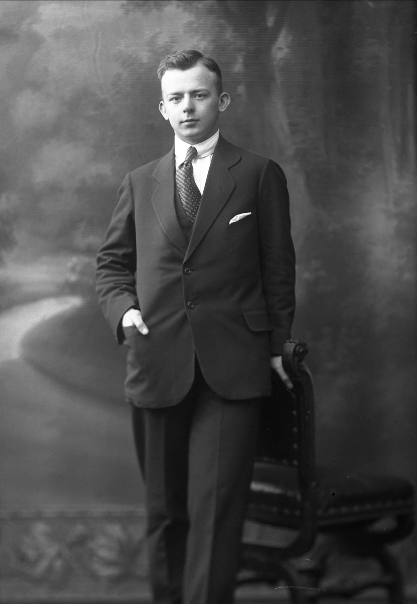 Gustav Borgen, NFB.45104
