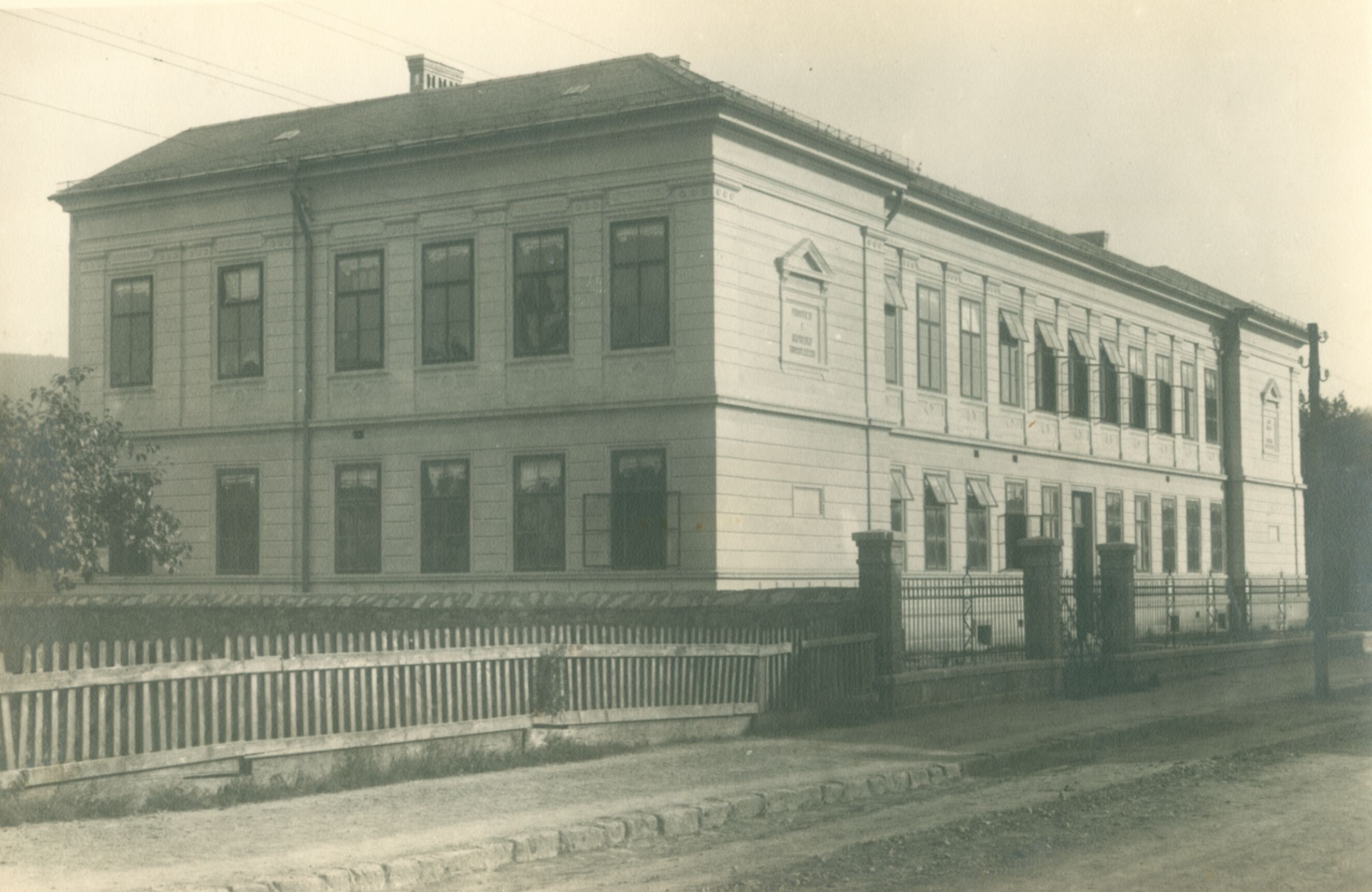 Rudolf Mosinger (?), Ogulin – škola, gimnazija