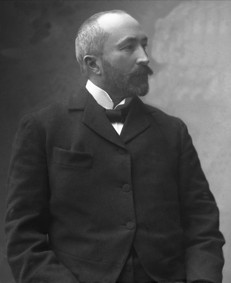 Gustav Borgen, Portrett av godseier Haaken Larpent Mathiesen ved Eidsvold Verk.