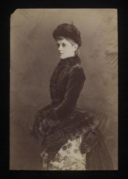 unknown, Miss Connie Gilchrist