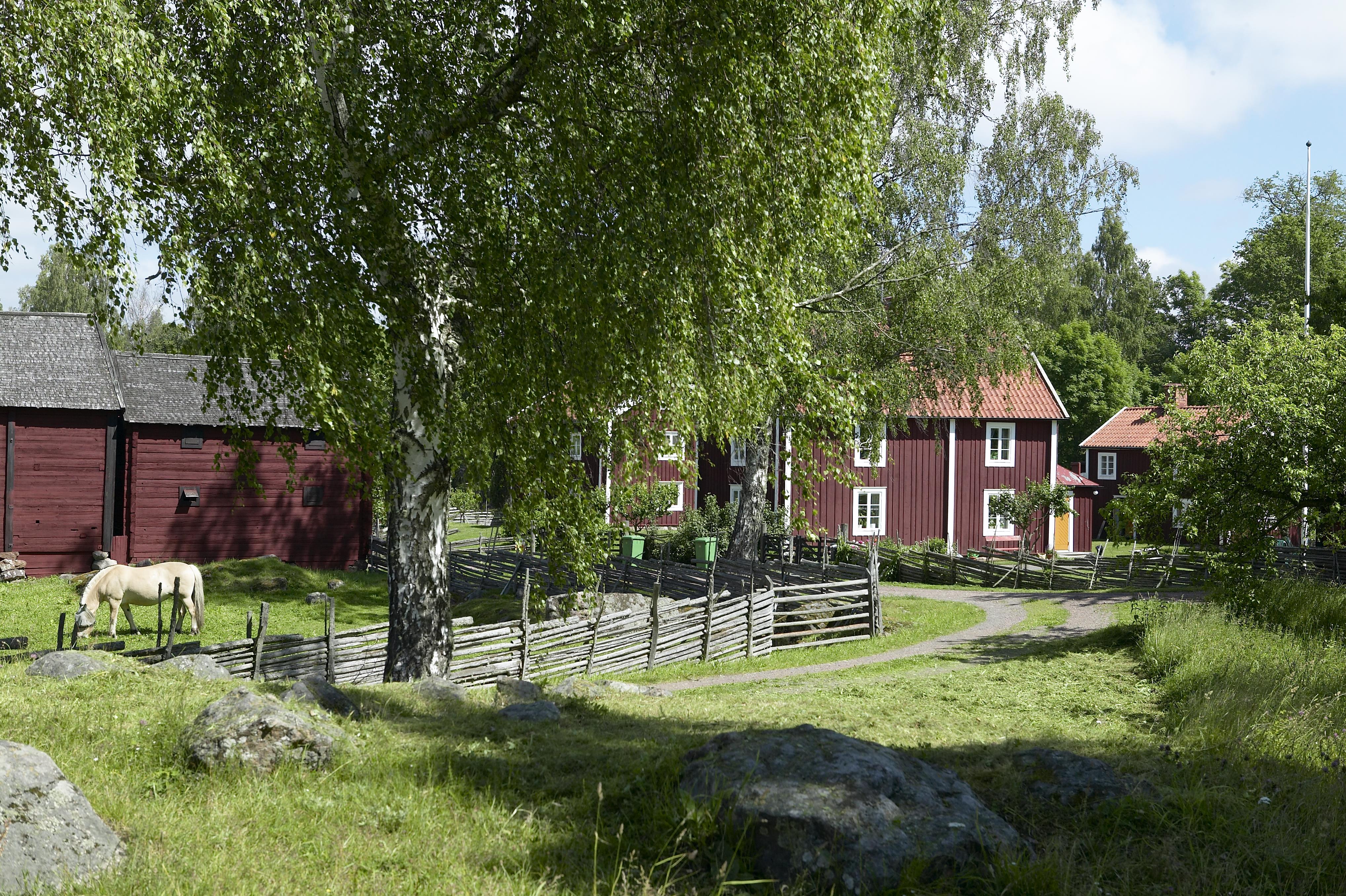 Bengt A Lundberg, Stensjö by