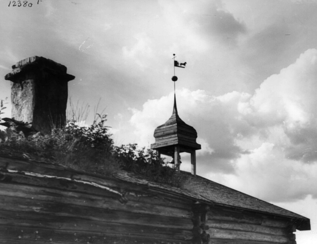 Anders Beer Wilse, Gårdsklokke, Undset gård, Værhane
