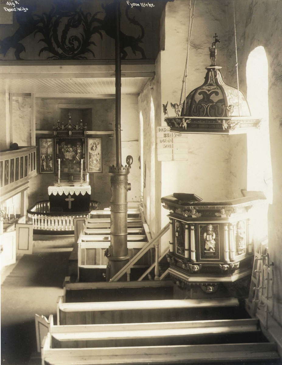 Anders Beer Wilse, Interiør mot alter, Fjære kirke, Grimstad, Aust-Agder.