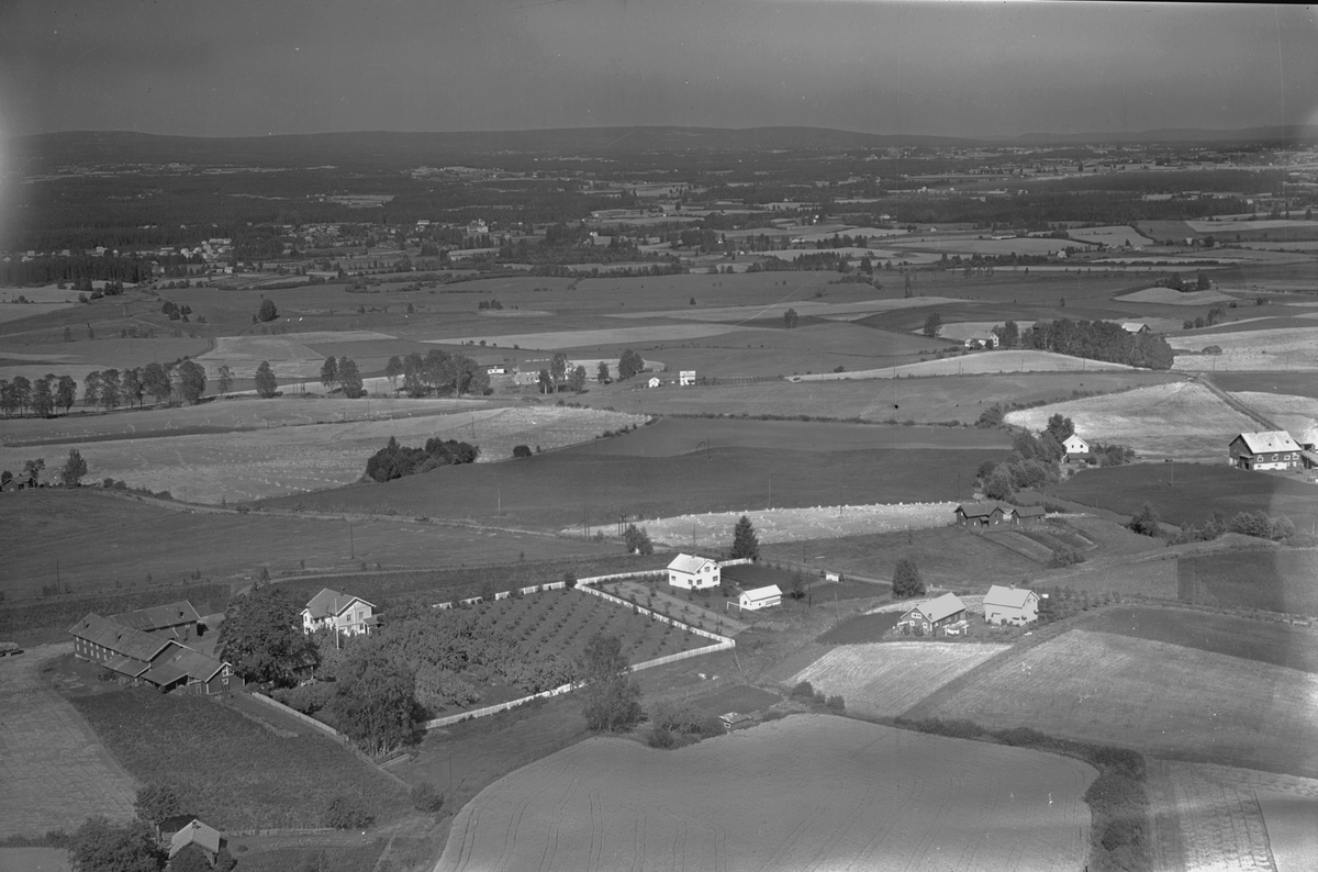 Widerøes Flyveselskap A/S, FLYFOTO PÅLSBERG, ILSENG ??