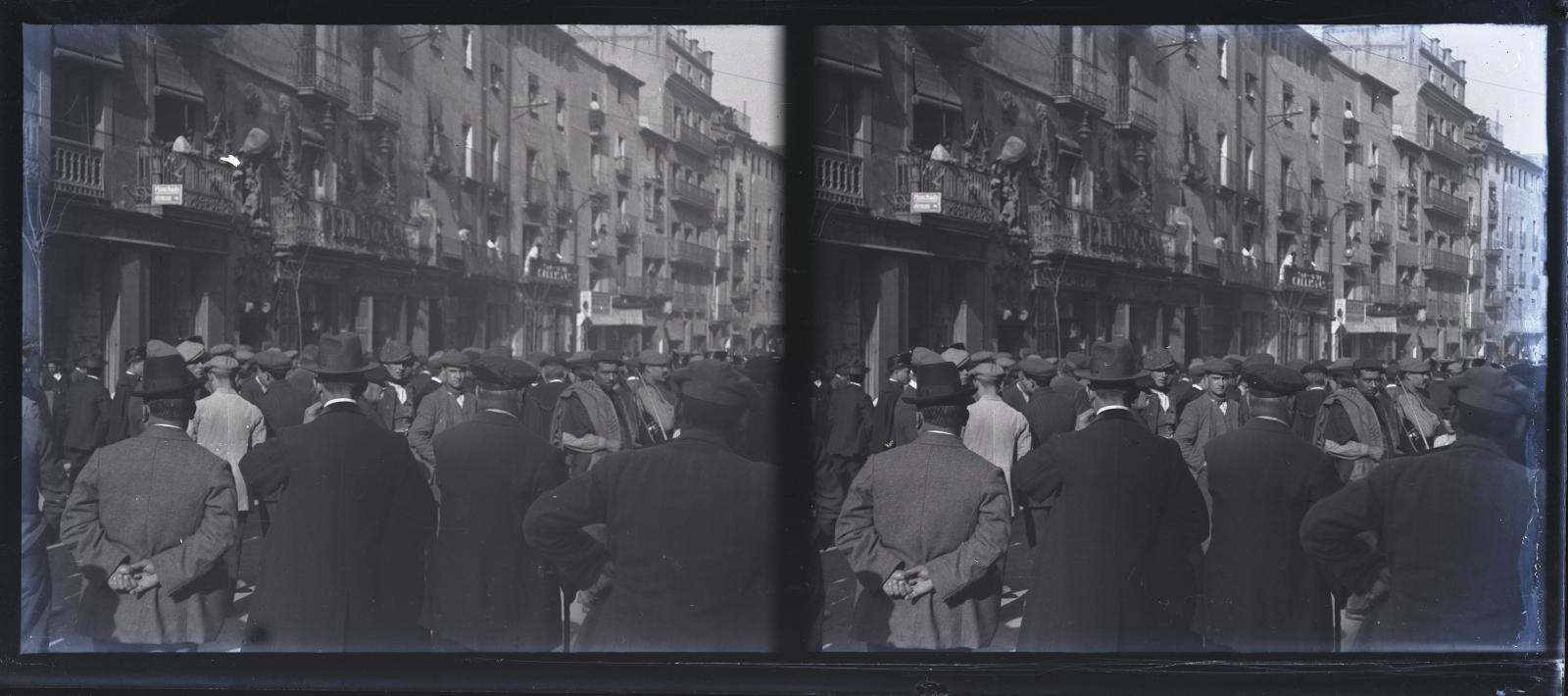 Desconegut, [Concert a la rambla de la Llibertat]
