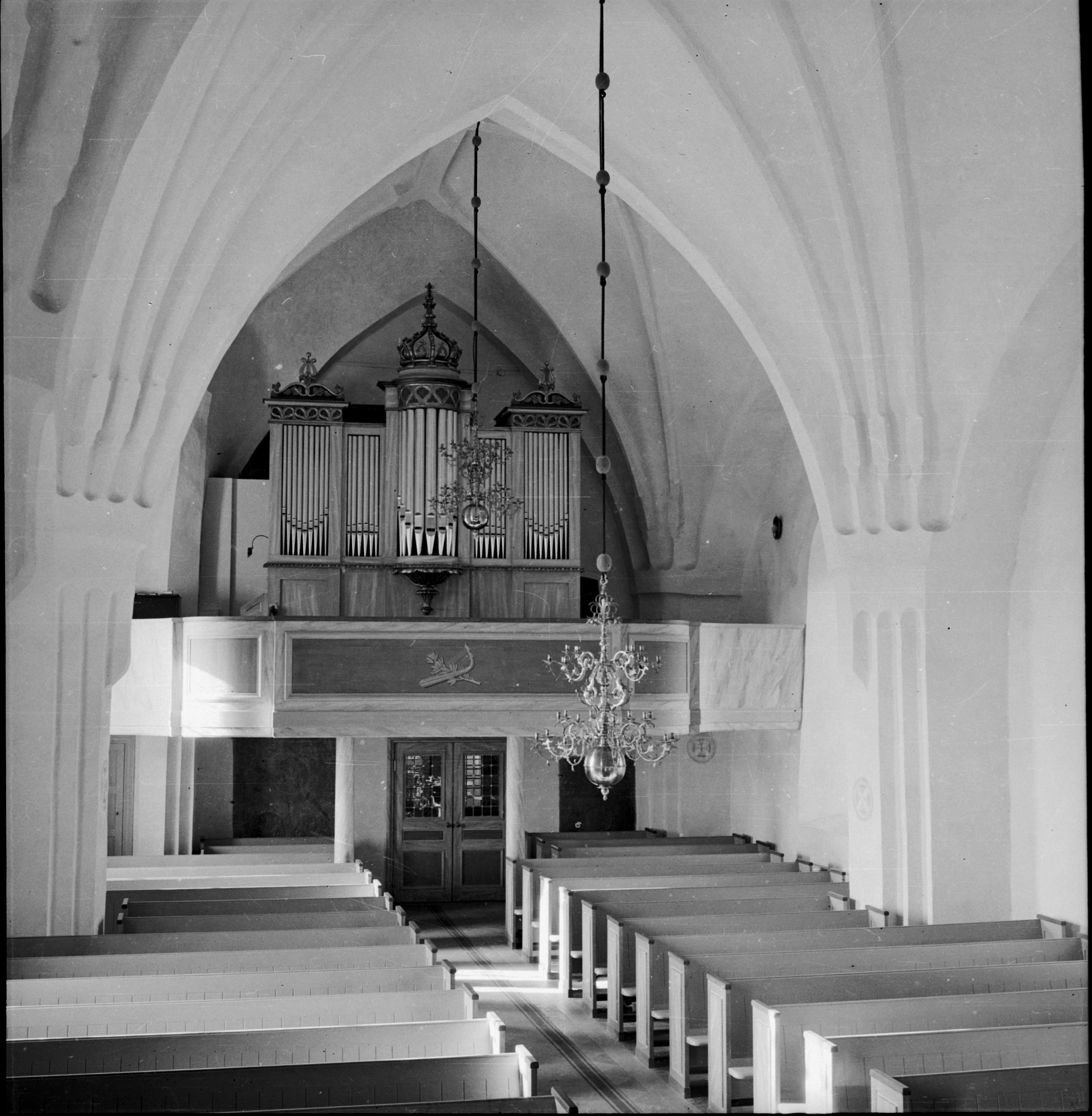 Ivar Schnell, Frustuna kyrka