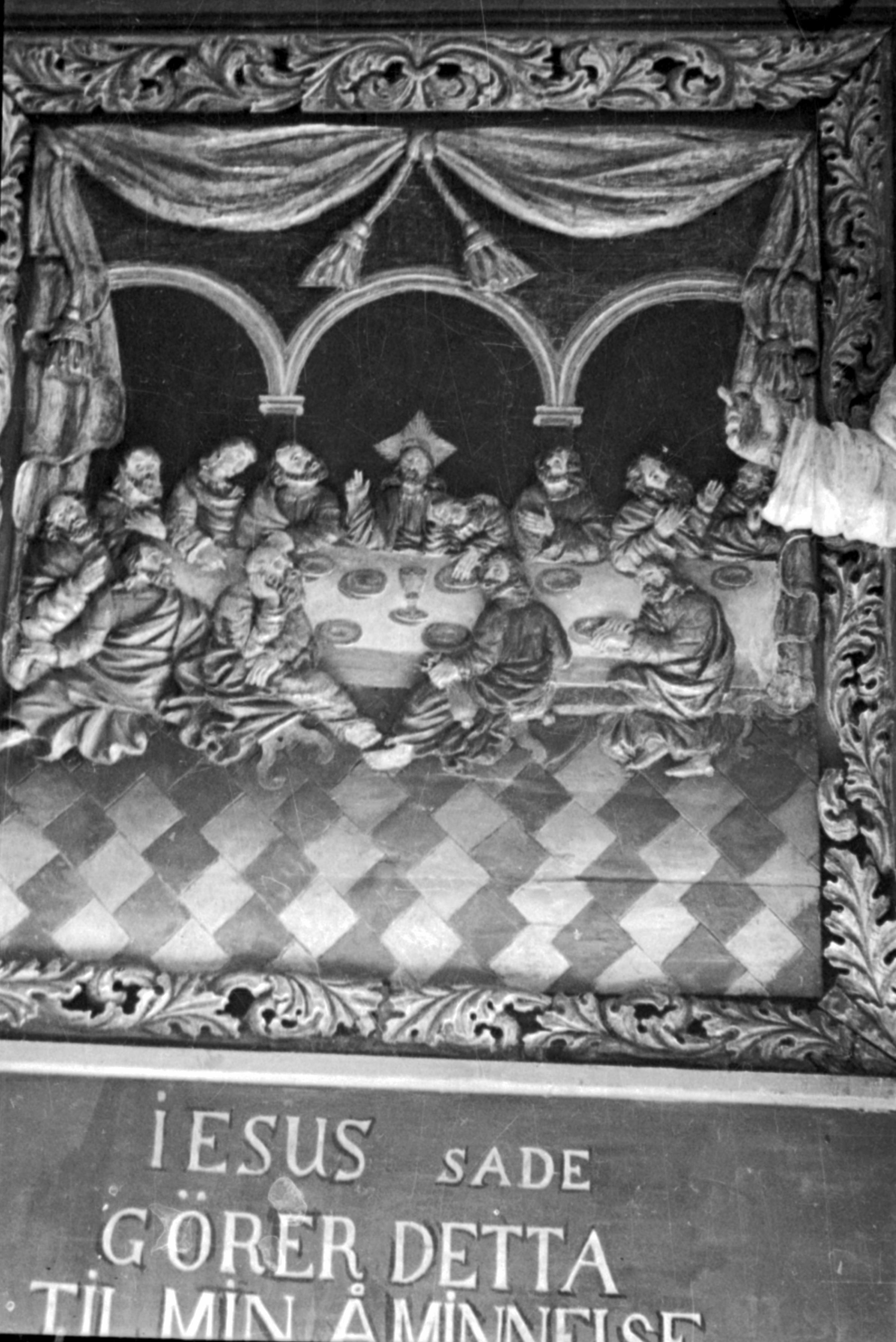 Osvald Owald, Djurröds kyrka