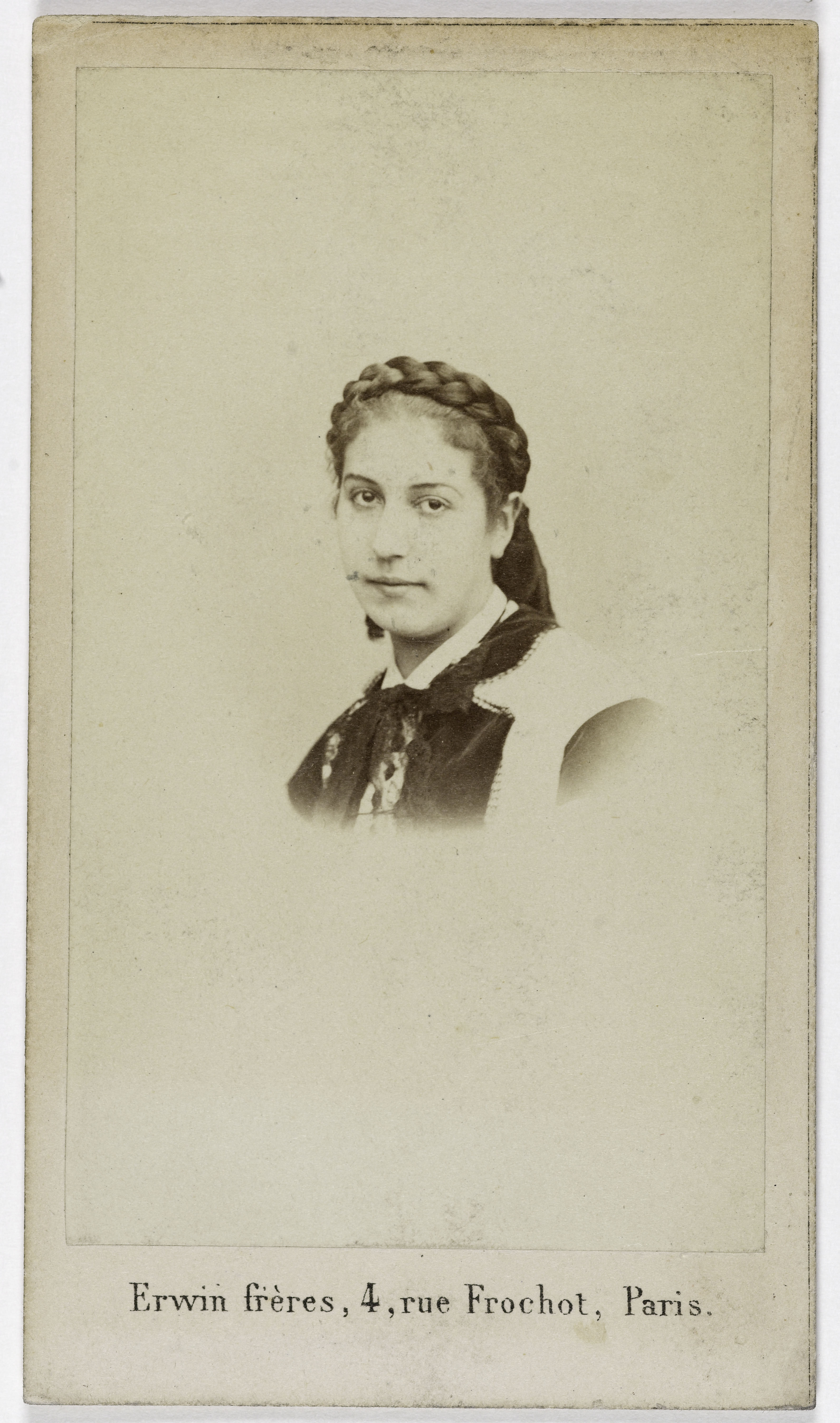 Erwin & Ernest Hanfstaengl, Portrait de Dortet, (Fernande, Camille ?), (actrice ?)