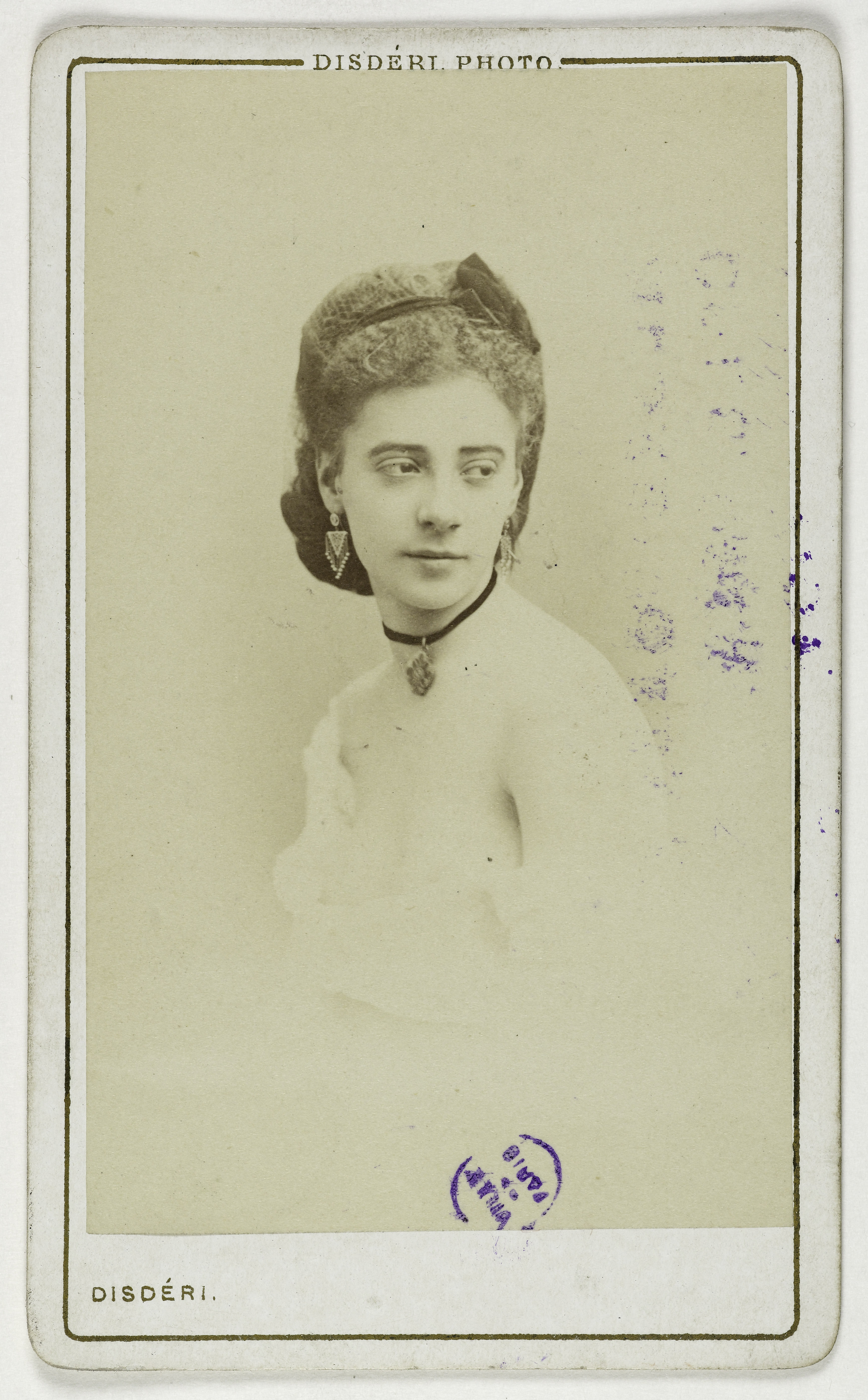 André-Adolphe-Eugène Disdéri, Portrait d'Alice Grivot, (actrice)