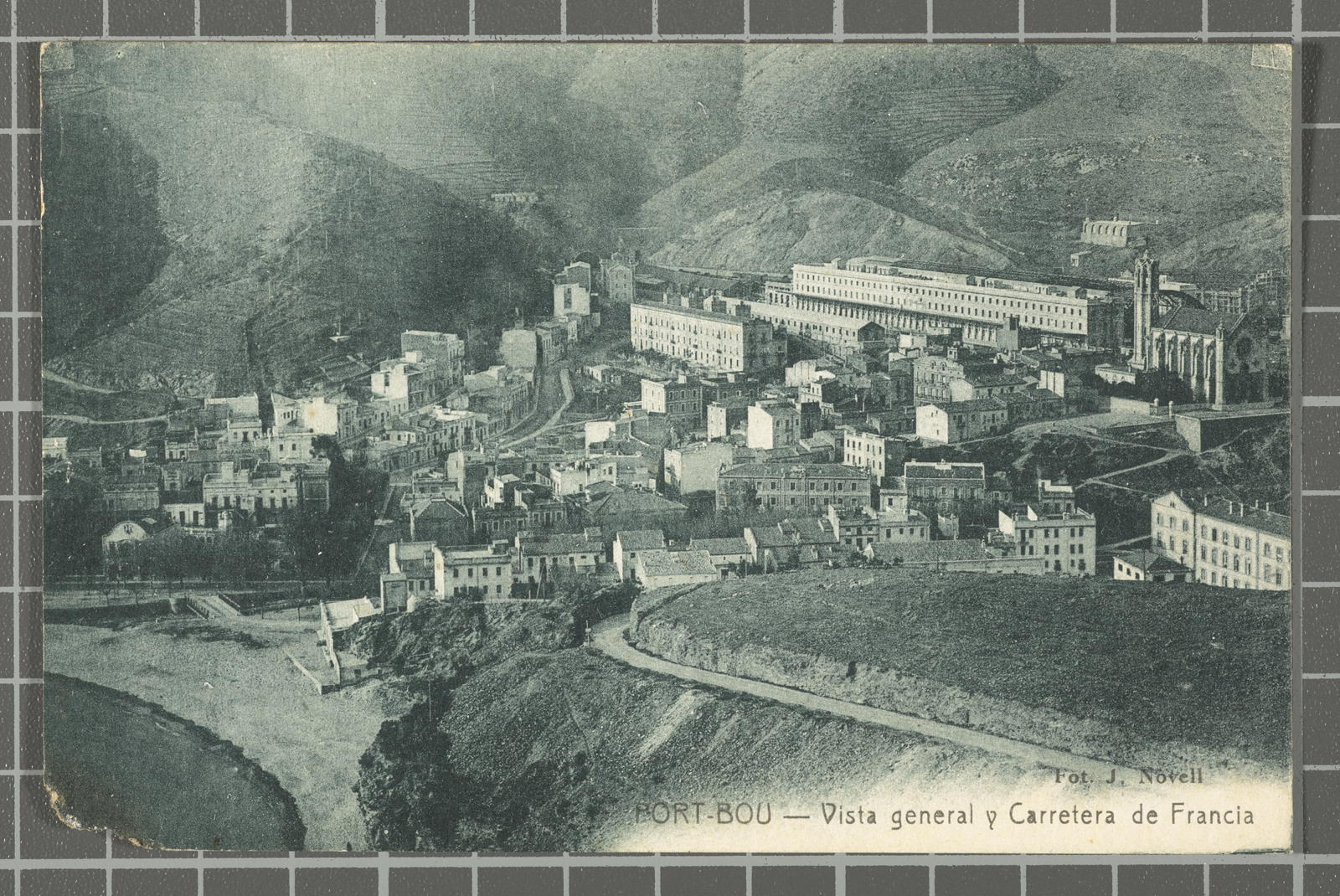 Desconegut, Port-Bou - General view and French Road