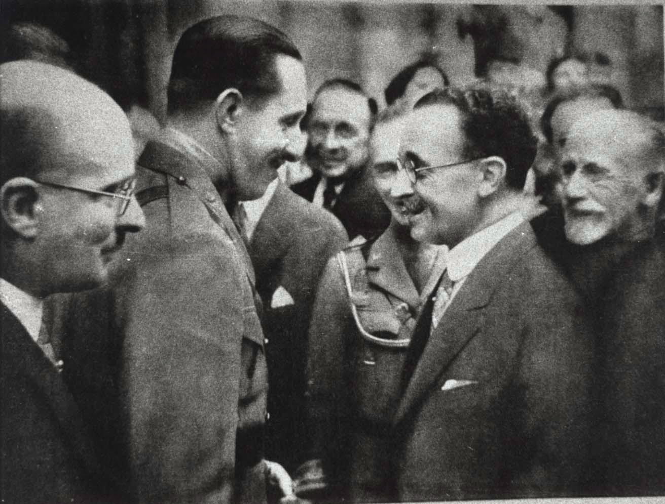 Desconegut, [Visita oficial del rei Alfons XIII a la fàbrica Grober]
