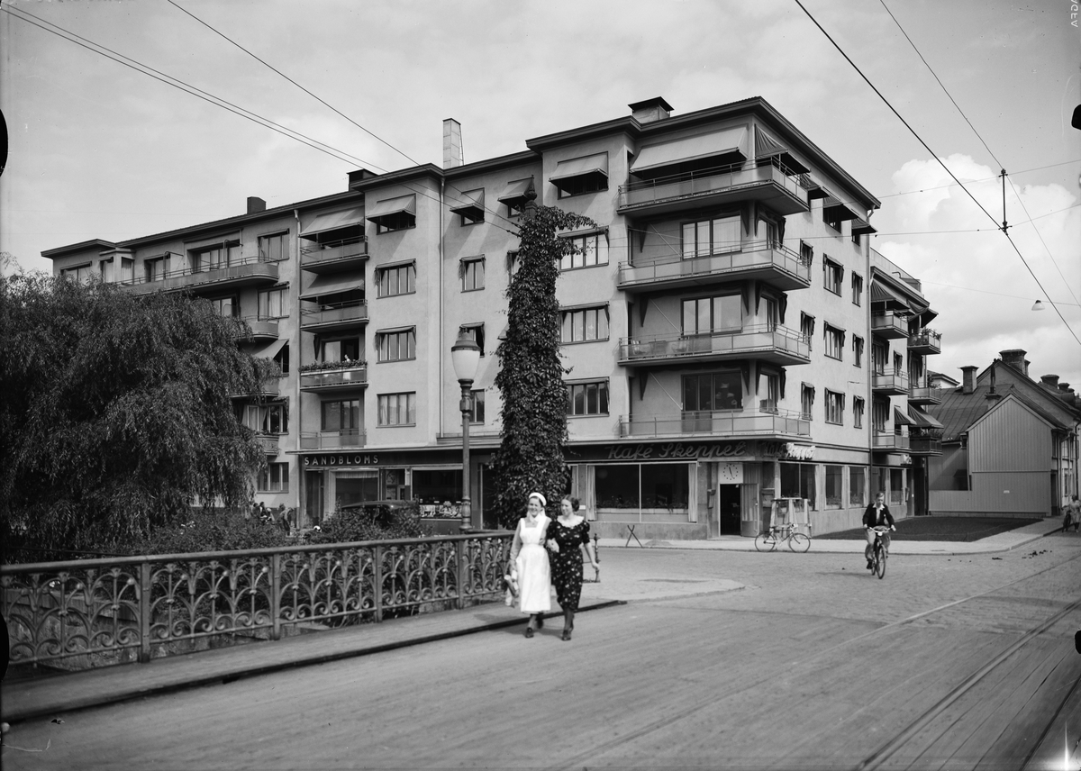 Paul Sandberg, Bostadsrättsföreningen Islandsgården, kvarteret Örnen, Östra Ågatan - Bäverns gränd, Uppsala 1937