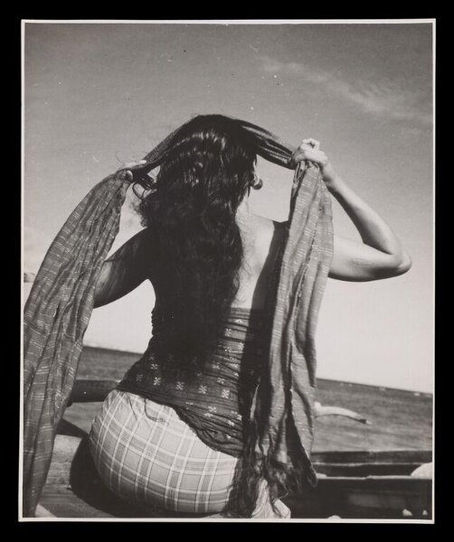 Hardy, Bert, Woman on the beach, Bali