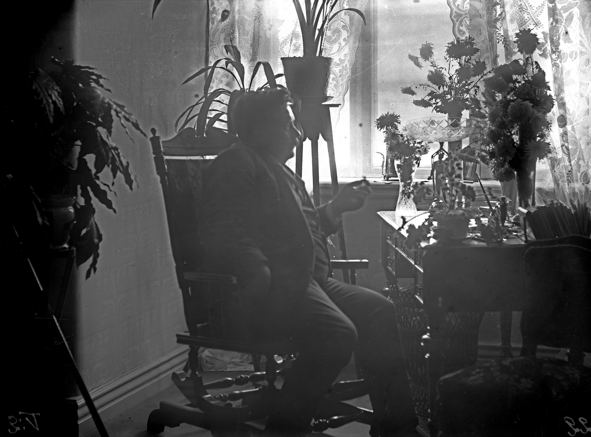 Ellert Johan Viktor Sörman, Småskollärare G Nilsson 50 år. Fotograf E Sörman.