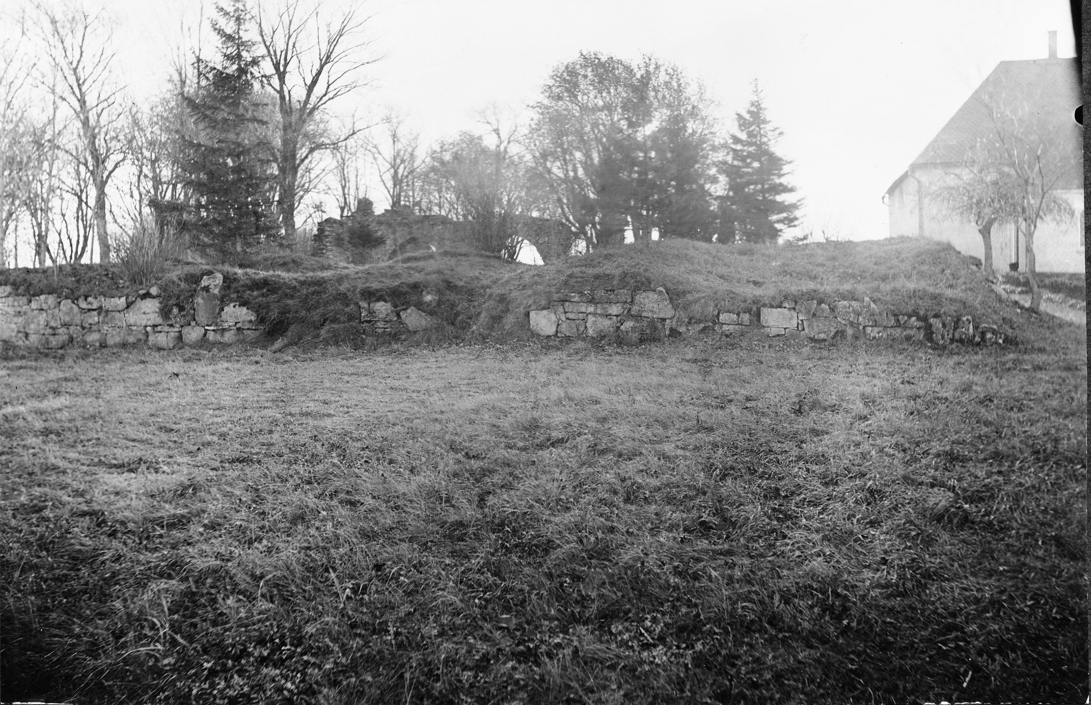 Axel Forssén, Gudhems klosterruin