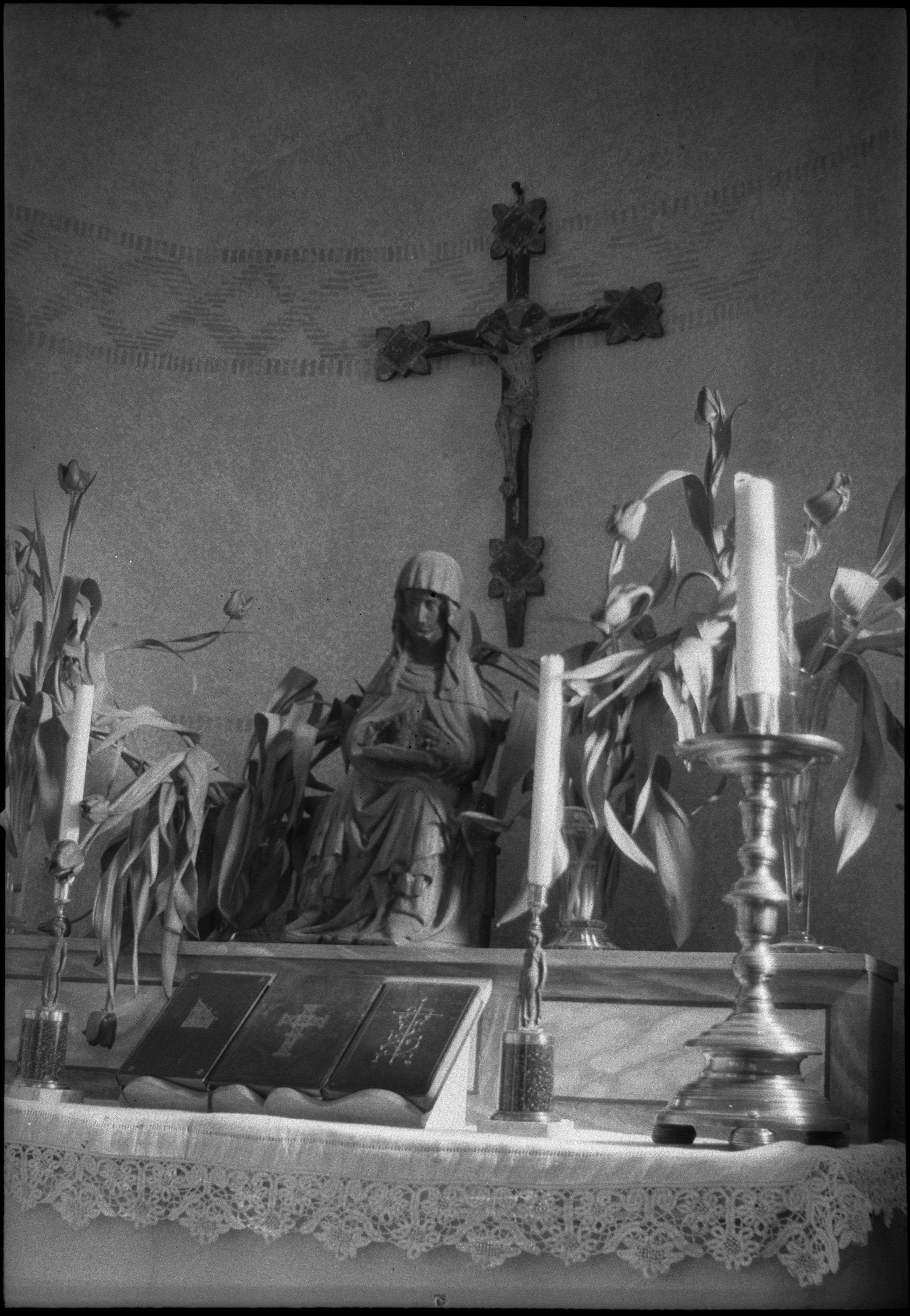 Berit Wallenberg, Hilleshögs kyrka