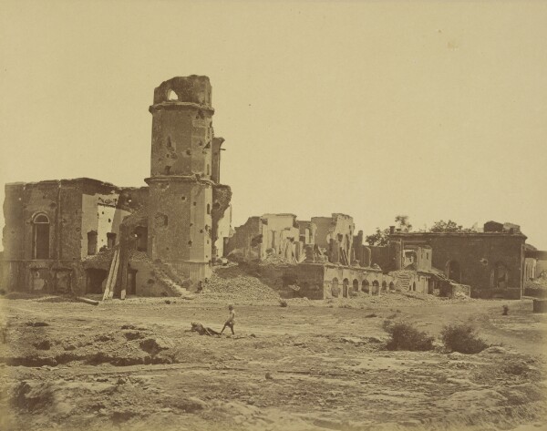 Felice Beato, [The Residency, Taken from the Redan Battery Showing the Tai-Khana]
