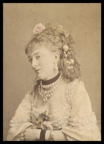 London Stereoscopic and Photographic Company, Guy Little Theatrical Photograph
