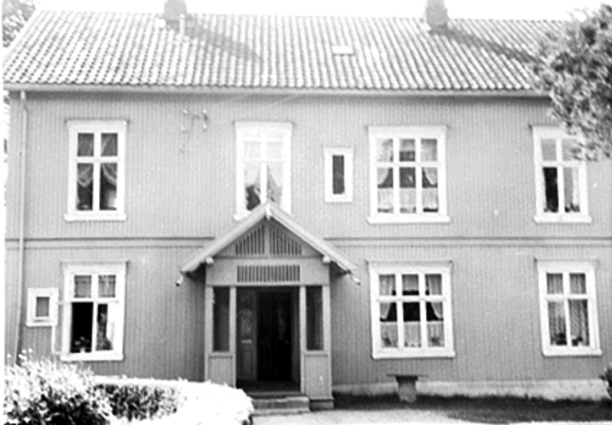 Anno Domkirkeodden, EKSTERIØR RINGGATA 13, BREIDABLIKK SETT FRA BAKGÅRDEN, BRISKEBYEN