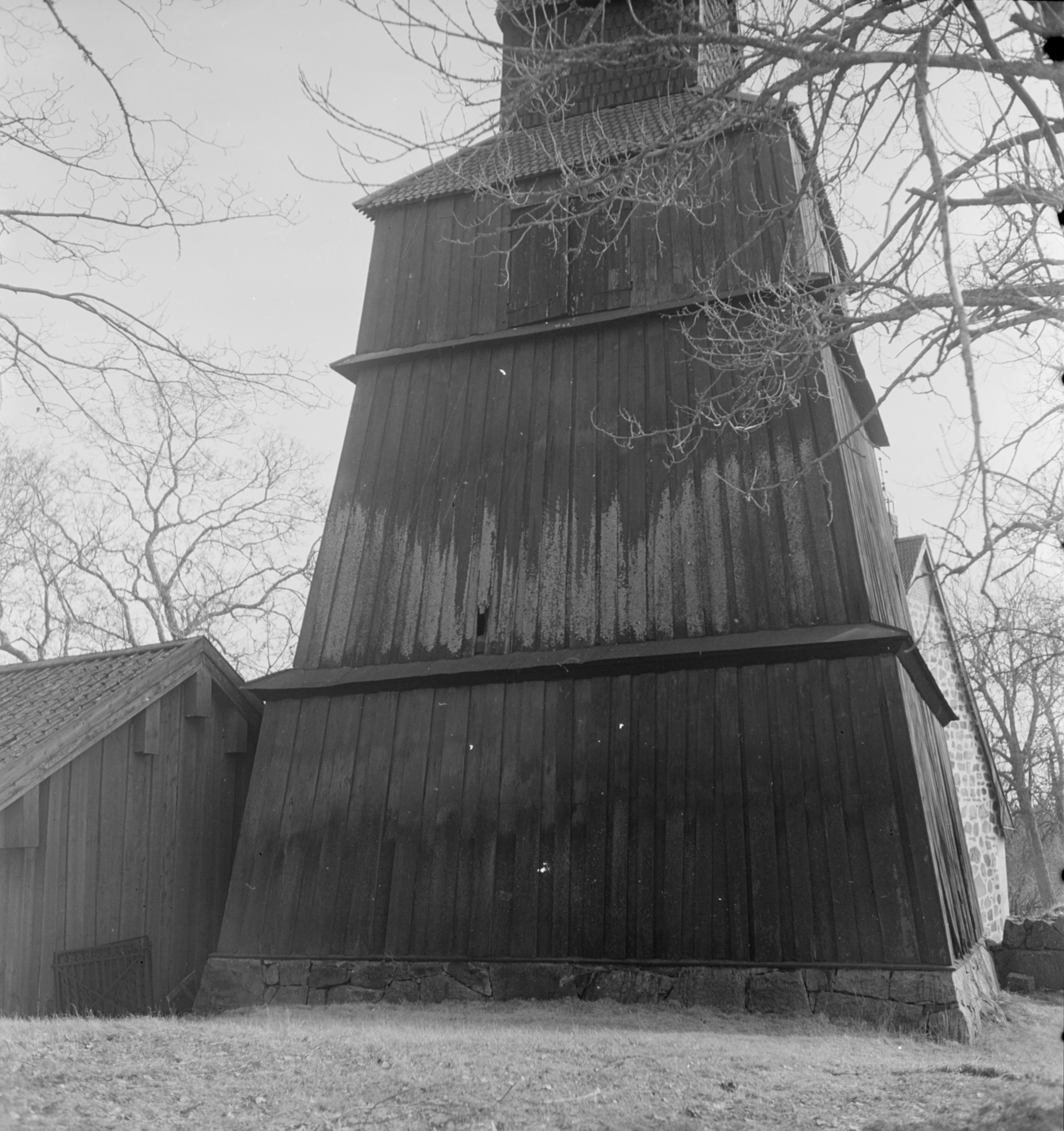 Iwar Anderson, Häverö kyrka