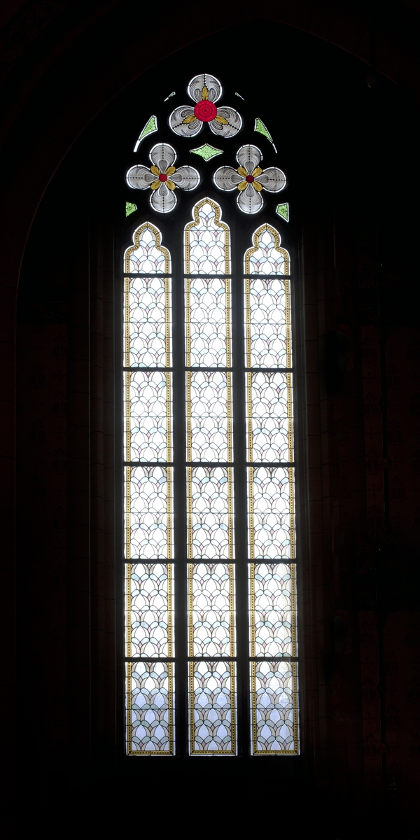 Olle Norling, Glass painting in Masenbach’s choir (travé 5), Uppsala Cathedral, Uppsala 2013