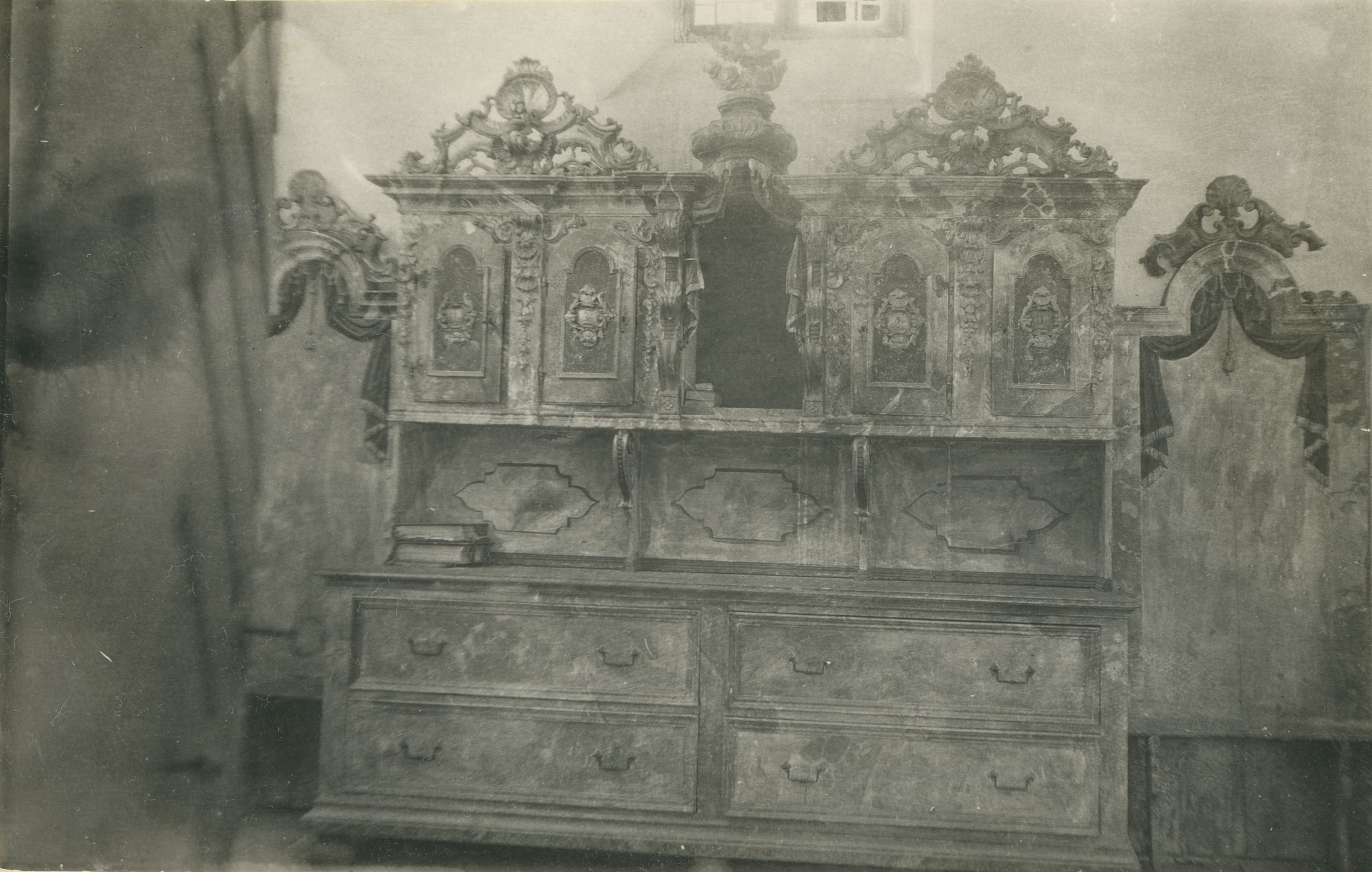 neutvrđen autor, Žarovnica (Lepoglava) - Crkva sv. Jelene, ormar