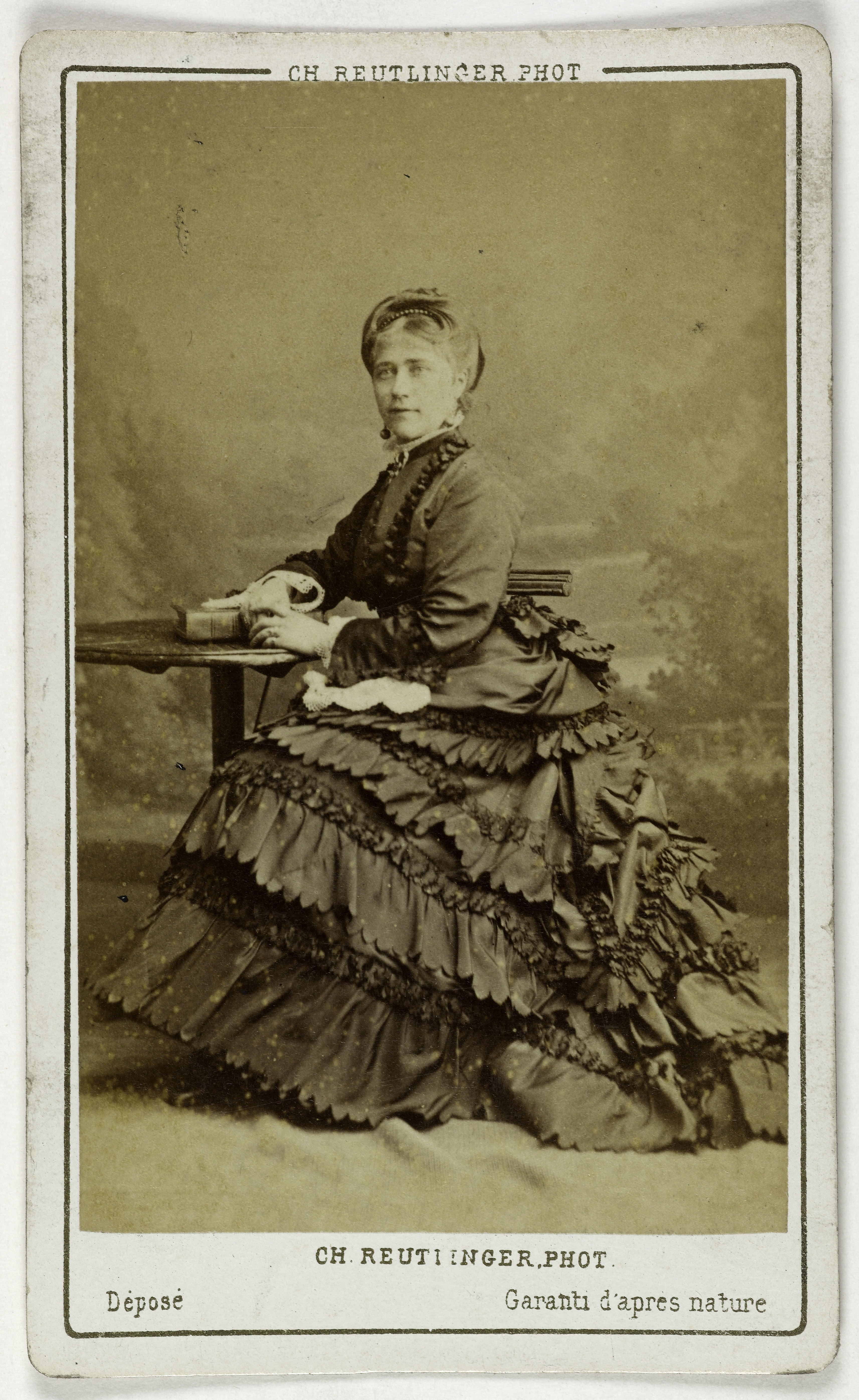 Charles Reutlinger, Portrait d'Hélène, actrice de théâtre
