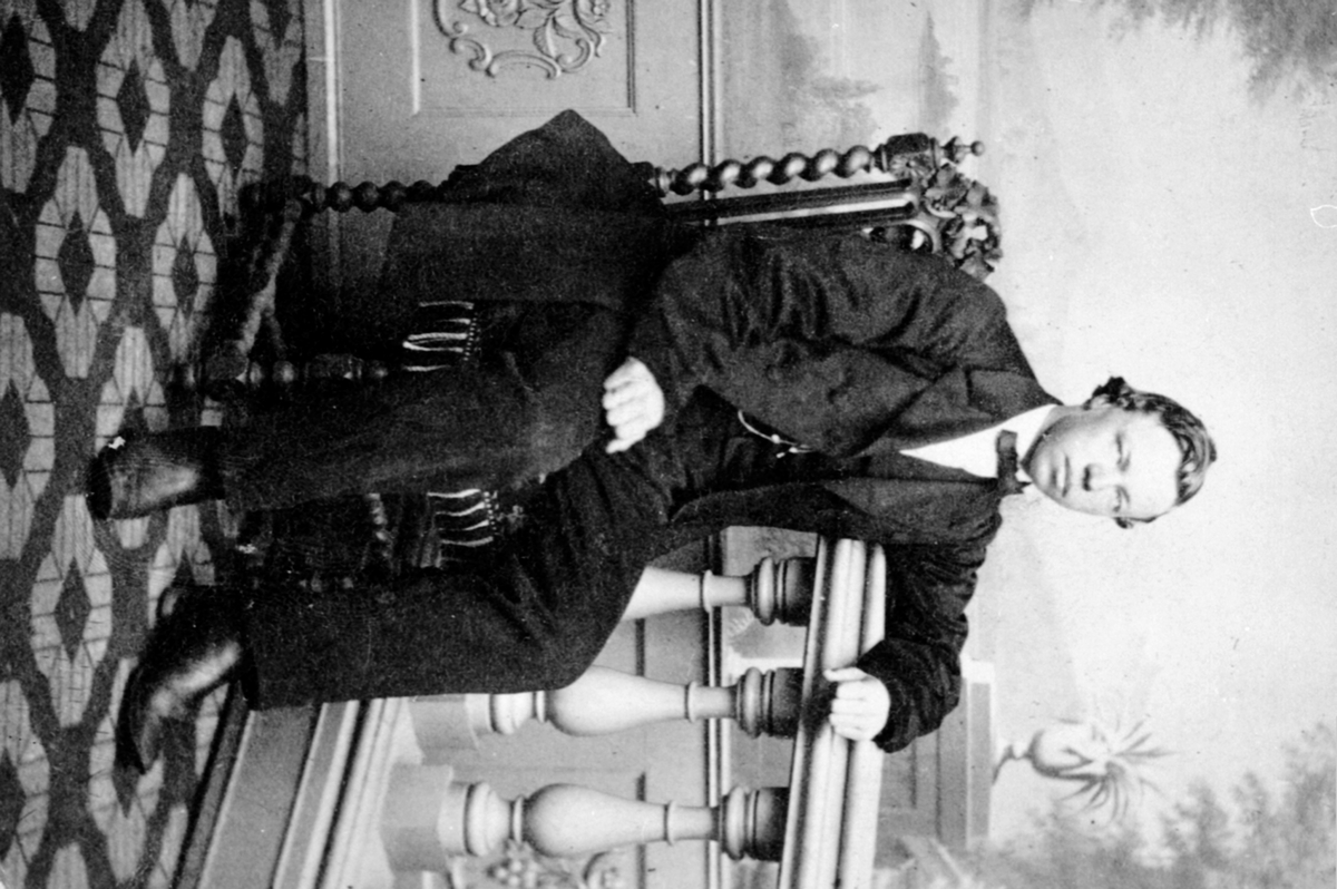Anno Domkirkeodden, Portrett, Anders Larsen Bjørge F:09. 09. 1842- D:07. 03. 1899, Furnes.