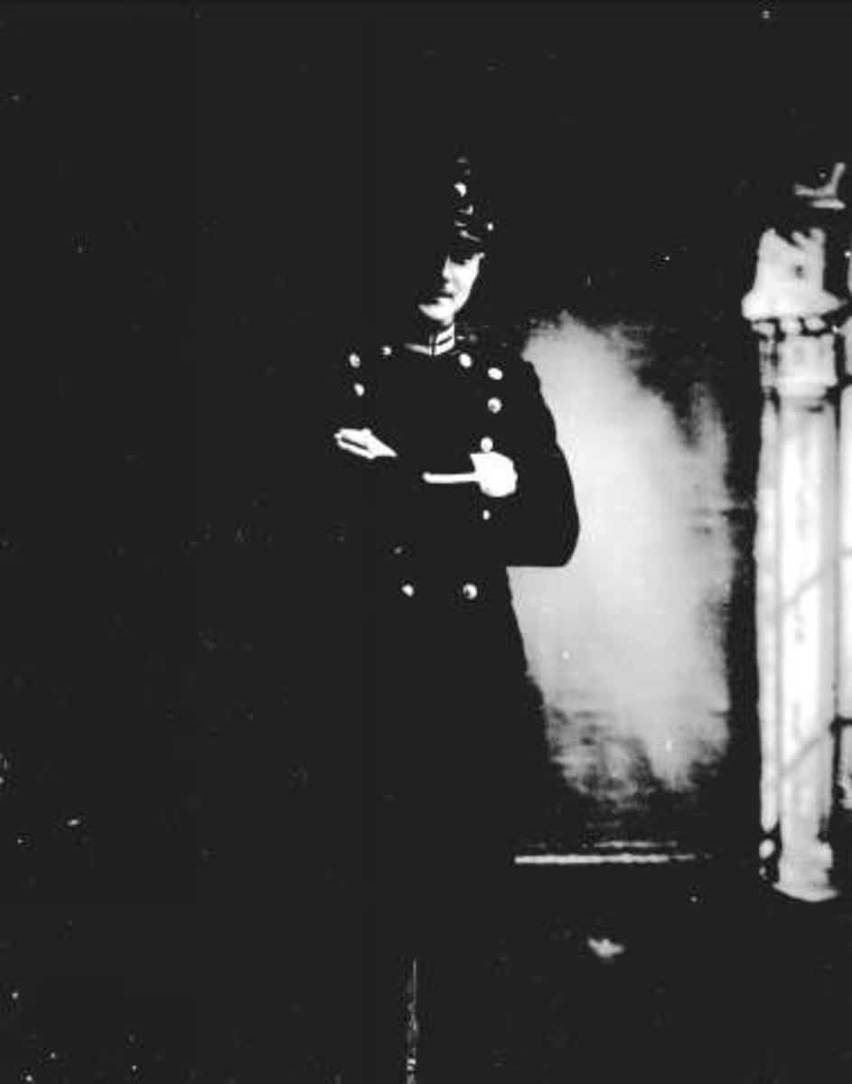 Gustav Borgen, Portrett, mann i uniform som kavalerist. Herr Ivan Malm.