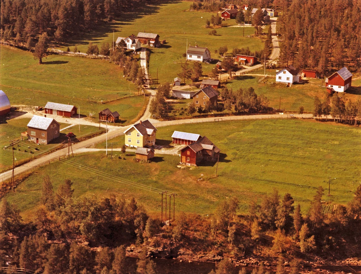 Widerøes Flyveselskap A/S, Gårdsbruk.