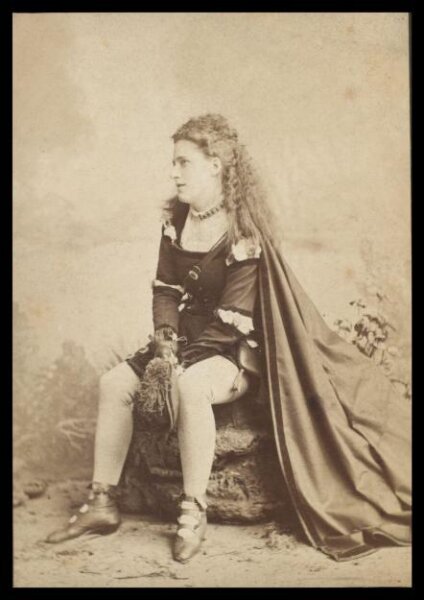 London Stereoscopic and Photographic Company, Guy Little Theatrical Photograph