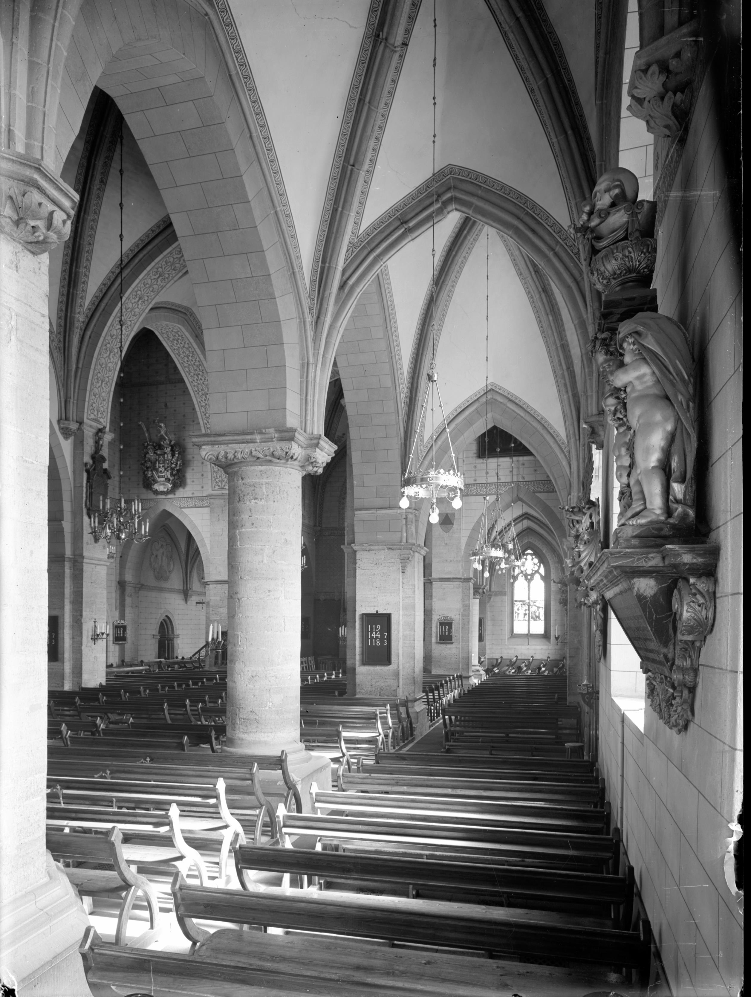 Nils Åzelius, Sankt Nicolai kyrka