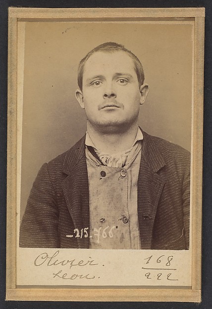 Alphonse Bertillon, 310. Olivier. Philippe, Octave. 25 ans, né le 29/6/68 à Paris XVIIle. Plombier. Anarchiste. 16/3/94.