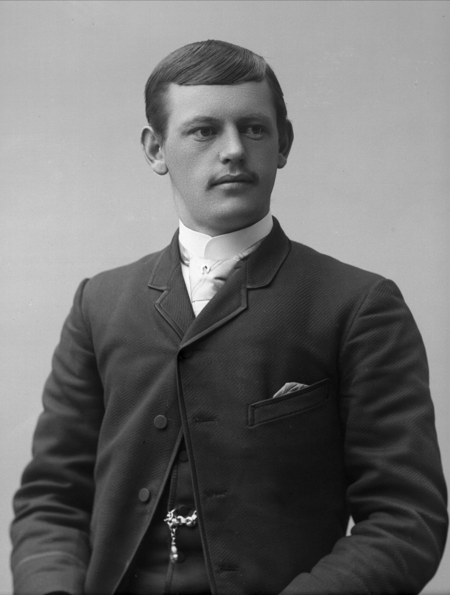 Gustav Borgen, NFB.37399